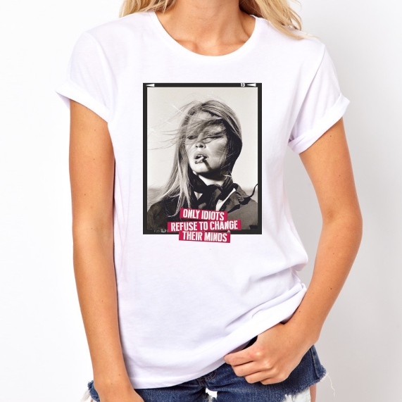 Un'immagine dedicata ad una vera ICONA della bellezza femminile, Brigitte Bardot.